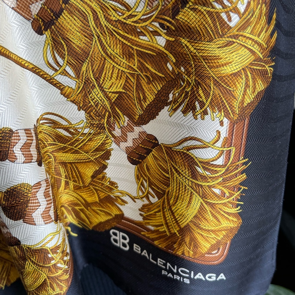 Balenciaga Elegant Gold and Black Scarf